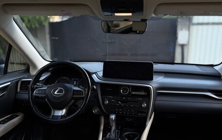 Lexus RX IV рестайлинг, 2021 год, 4 240 000 рублей, 11 фотография