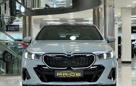 BMW 5 серия, 2025 год, 9 100 000 рублей, 2 фотография