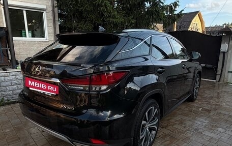 Lexus RX IV рестайлинг, 2021 год, 4 240 000 рублей, 6 фотография