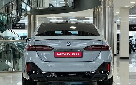 BMW 5 серия, 2025 год, 9 100 000 рублей, 10 фотография