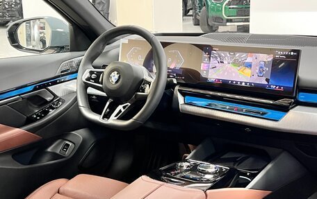 BMW 5 серия, 2025 год, 9 100 000 рублей, 19 фотография