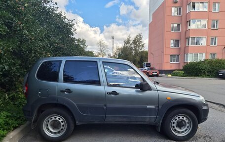 Chevrolet Niva I рестайлинг, 2010 год, 480 000 рублей, 2 фотография