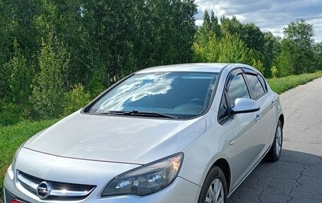 Opel Astra J, 2014 год, 850 000 рублей, 3 фотография