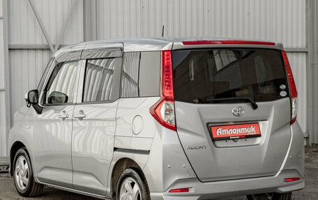 Toyota Roomy I, 2018 год, 900 000 рублей, 4 фотография
