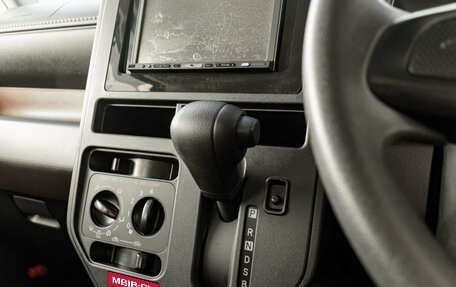 Toyota Roomy I, 2018 год, 900 000 рублей, 17 фотография