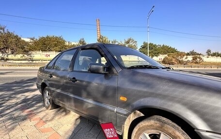 Volkswagen Passat B4, 1996 год, 300 000 рублей, 2 фотография