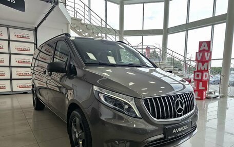 Mercedes-Benz Vito, 2017 год, 3 879 000 рублей, 4 фотография