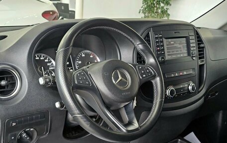 Mercedes-Benz Vito, 2017 год, 3 879 000 рублей, 12 фотография