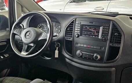 Mercedes-Benz Vito, 2017 год, 3 879 000 рублей, 19 фотография
