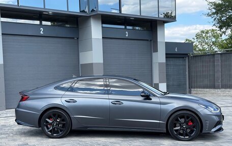 Hyundai Sonata VIII, 2023 год, 3 150 000 рублей, 4 фотография