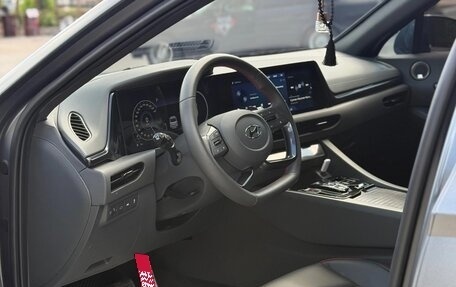 Hyundai Sonata VIII, 2023 год, 3 150 000 рублей, 15 фотография