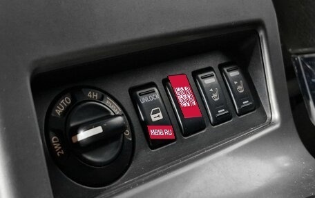 Nissan Pathfinder, 2005 год, 889 000 рублей, 13 фотография