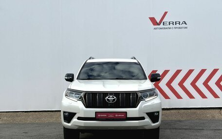 Toyota Land Cruiser Prado 150 рестайлинг 2, 2021 год, 5 780 000 рублей, 6 фотография