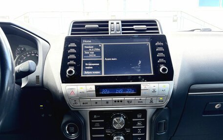 Toyota Land Cruiser Prado 150 рестайлинг 2, 2021 год, 5 780 000 рублей, 11 фотография