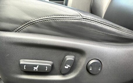 Toyota Land Cruiser Prado 150 рестайлинг 2, 2021 год, 5 780 000 рублей, 17 фотография