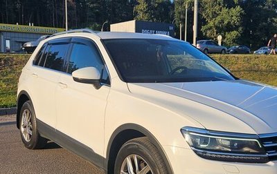 Volkswagen Tiguan II, 2018 год, 2 900 000 рублей, 1 фотография