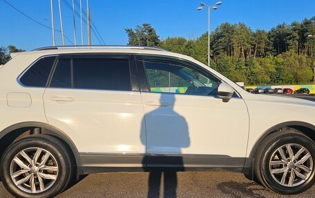 Volkswagen Tiguan II, 2018 год, 2 900 000 рублей, 6 фотография