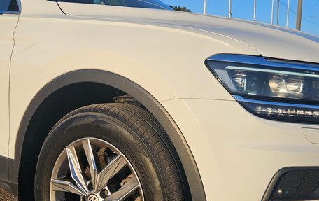 Volkswagen Tiguan II, 2018 год, 2 900 000 рублей, 15 фотография