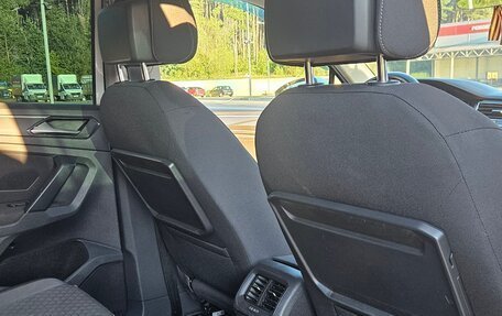Volkswagen Tiguan II, 2018 год, 2 900 000 рублей, 27 фотография