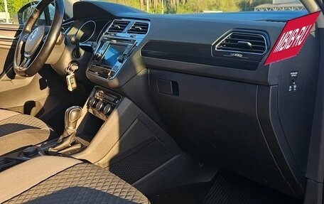 Volkswagen Tiguan II, 2018 год, 2 900 000 рублей, 23 фотография
