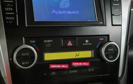 Toyota Camry, 2012 год, 1 990 000 рублей, 18 фотография