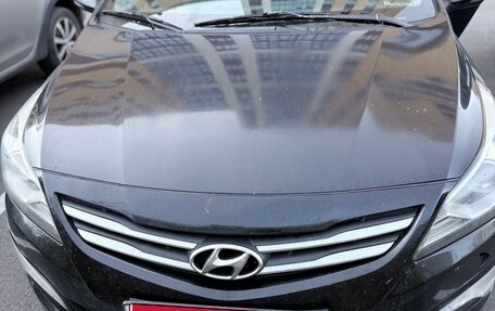 Hyundai Solaris II рестайлинг, 2016 год, 700 000 рублей, 1 фотография