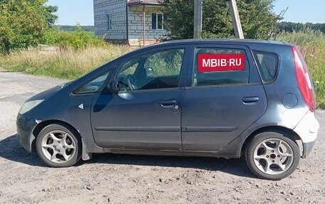 Mitsubishi Colt VI рестайлинг, 2004 год, 200 000 рублей, 3 фотография