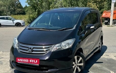 Honda Freed I, 2010 год, 1 190 000 рублей, 2 фотография