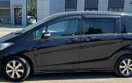 Honda Freed I, 2010 год, 1 190 000 рублей, 8 фотография