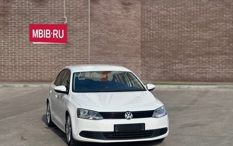 Volkswagen Jetta VI, 2012 год, 1 199 000 рублей, 7 фотография