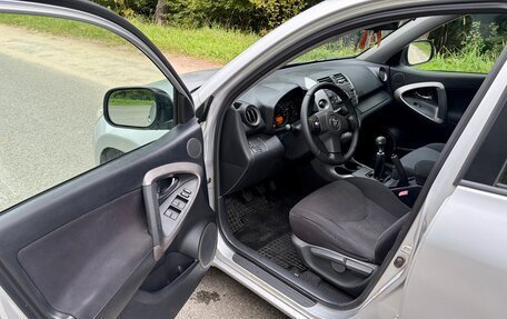 Toyota RAV4, 2008 год, 1 000 000 рублей, 16 фотография