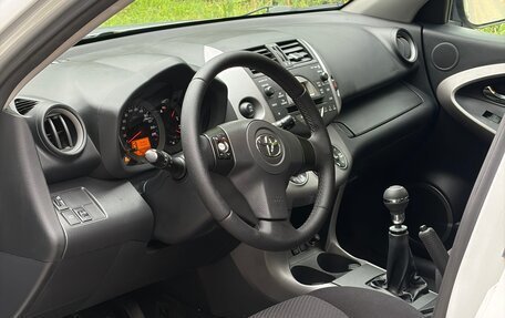 Toyota RAV4, 2008 год, 1 000 000 рублей, 17 фотография