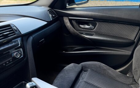 BMW 3 серия, 2018 год, 3 100 000 рублей, 29 фотография