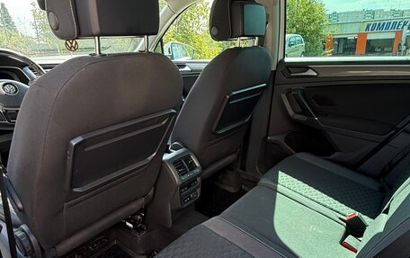 Volkswagen Tiguan II, 2018 год, 2 700 000 рублей, 7 фотография