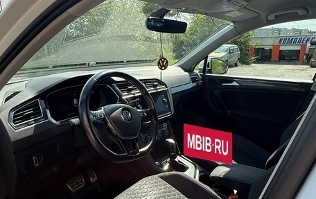 Volkswagen Tiguan II, 2018 год, 2 700 000 рублей, 8 фотография