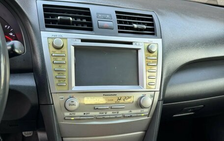 Toyota Camry, 2011 год, 950 000 рублей, 13 фотография