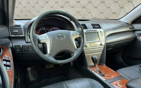 Toyota Camry, 2011 год, 950 000 рублей, 9 фотография