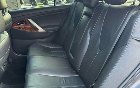 Toyota Camry, 2011 год, 950 000 рублей, 20 фотография