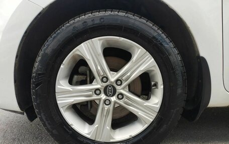 KIA Carnival III, 2017 год, 2 399 000 рублей, 16 фотография