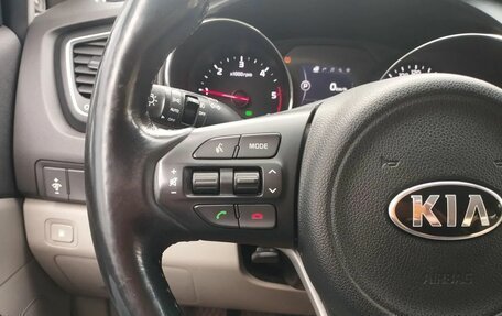 KIA Carnival III, 2017 год, 2 399 000 рублей, 22 фотография
