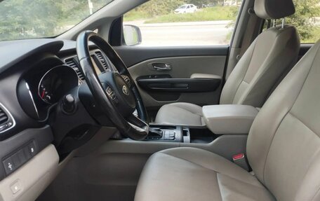 KIA Carnival III, 2017 год, 2 399 000 рублей, 37 фотография