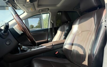 Lexus RX IV рестайлинг, 2016 год, 3 759 000 рублей, 20 фотография