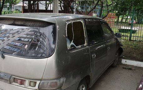 Toyota Gaia, 1998 год, 250 000 рублей, 2 фотография