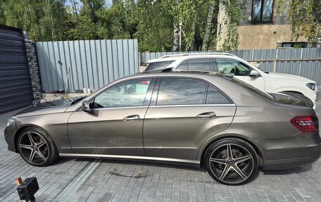 Mercedes-Benz E-Класс, 2009 год, 1 350 000 рублей, 2 фотография