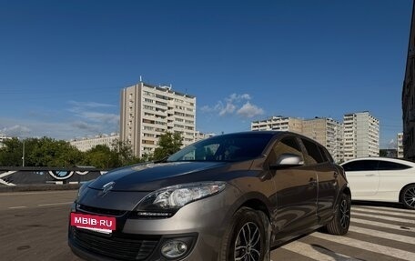 Renault Megane III, 2012 год, 700 000 рублей, 2 фотография