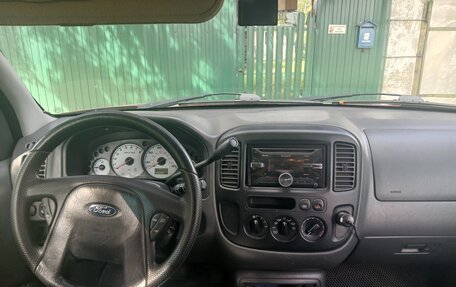 Ford Escape II, 2003 год, 700 000 рублей, 8 фотография