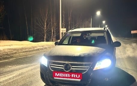 Volkswagen Tiguan I, 2010 год, 700 000 рублей, 3 фотография