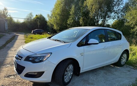 Opel Astra J, 2014 год, 880 000 рублей, 3 фотография
