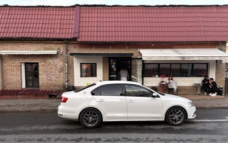 Volkswagen Jetta VI, 2015 год, 1 100 000 рублей, 3 фотография