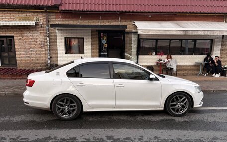 Volkswagen Jetta VI, 2015 год, 1 100 000 рублей, 7 фотография
